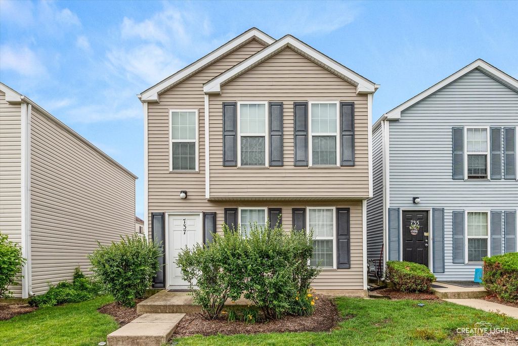 737 Serendipity Drive 737, Aurora, IL 60504