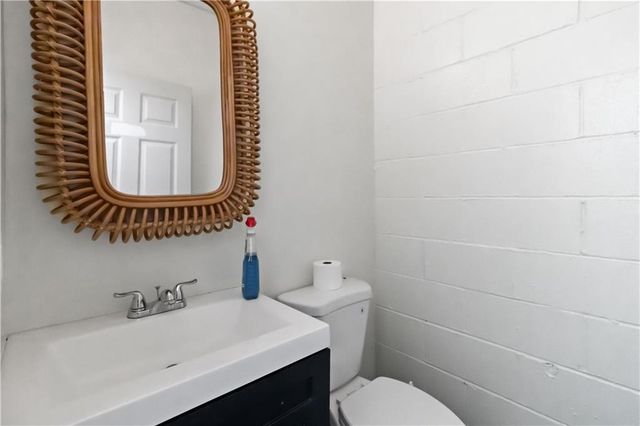 2125 Headland Drive, Atlanta, GA 30344