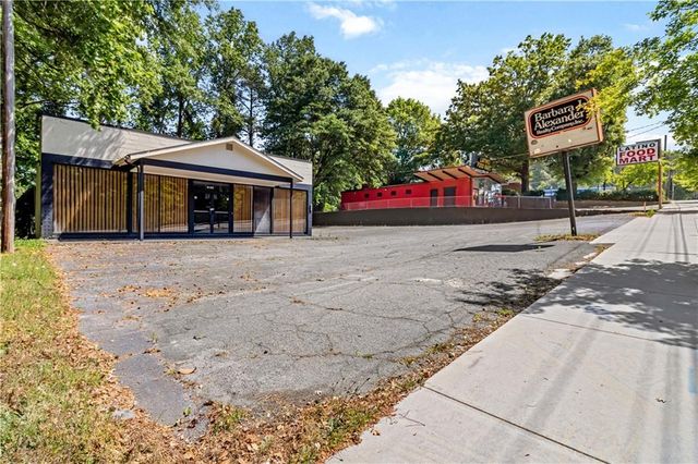 2125 Headland Drive, Atlanta, GA 30344