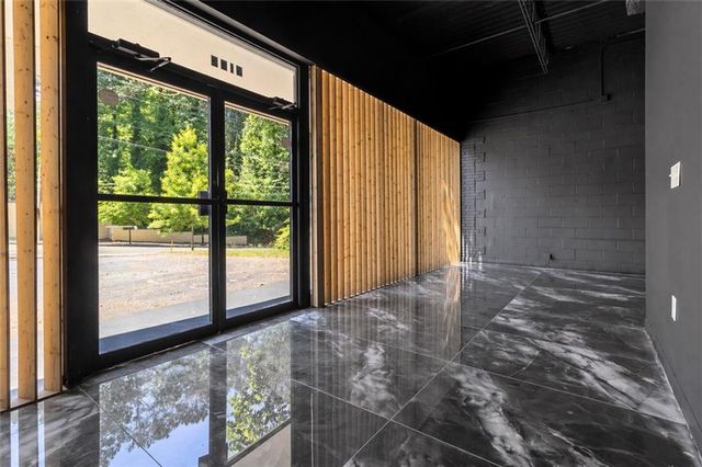 2125 Headland Drive, Atlanta, GA 30344