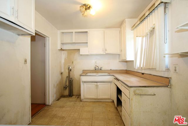 1022 W 156th Street, Compton, CA 90220