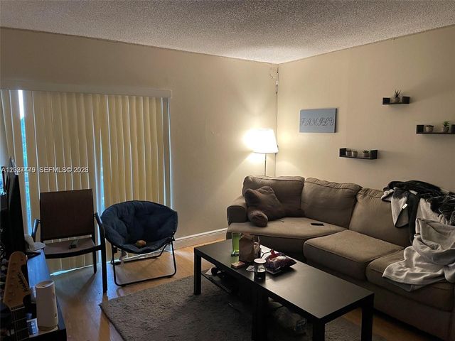 405 S Pine Island Rd 308D, Plantation, FL 33324