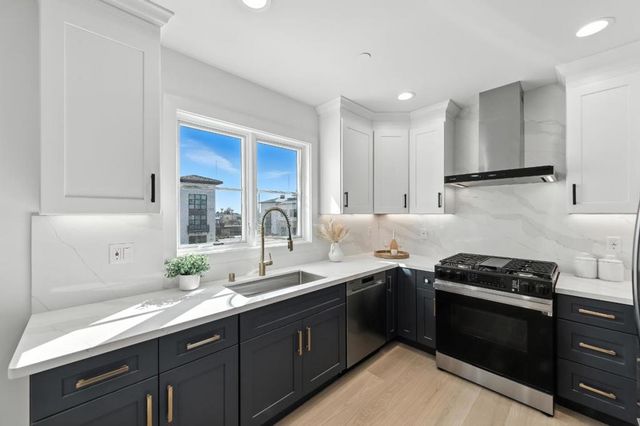 560 El Camino Real 201, San Carlos, CA 94070