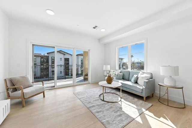 560 El Camino Real 201, San Carlos, CA 94070