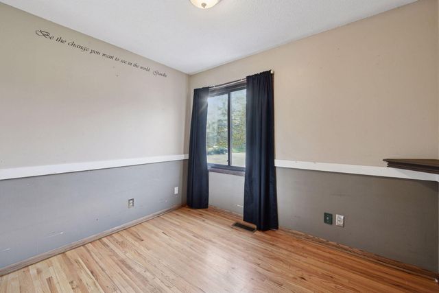 112010 Faber Lane, Chaska, MN 55318