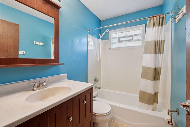 112010 Faber Lane, Chaska, MN 55318