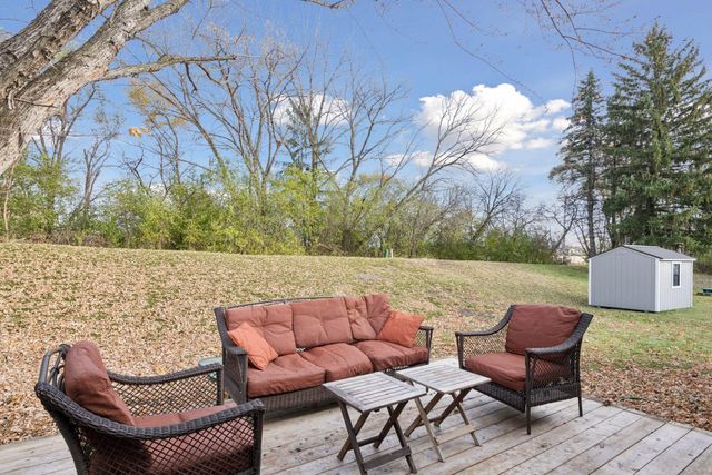 112010 Faber Lane, Chaska, MN 55318