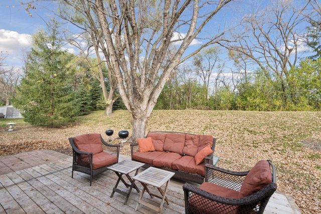 112010 Faber Lane, Chaska, MN 55318