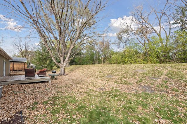 112010 Faber Lane, Chaska, MN 55318