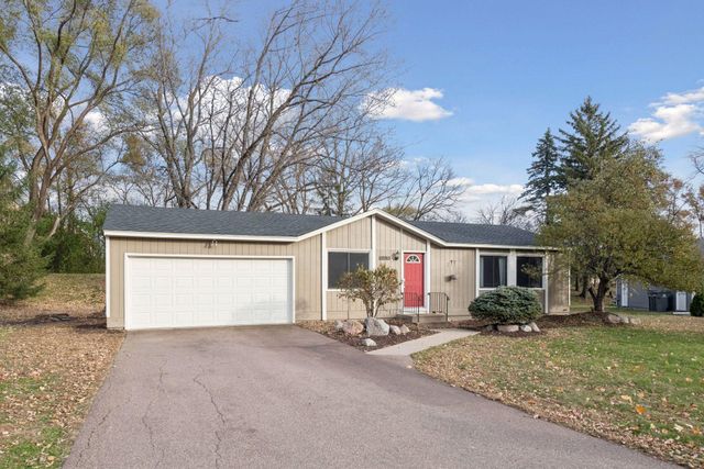 112010 Faber Lane, Chaska, MN 55318