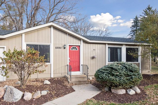 112010 Faber Lane, Chaska, MN 55318