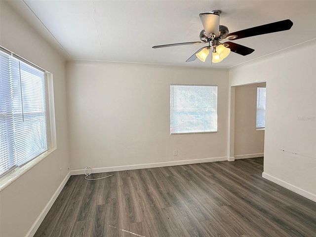 1543 43RD STREET S, St Petersburg, FL 33711