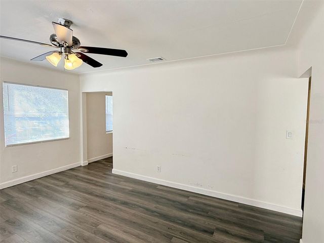 1543 43RD STREET S, St Petersburg, FL 33711