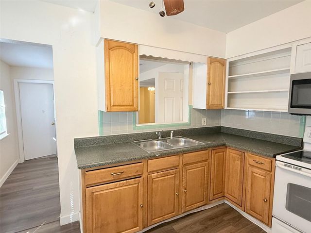 1543 43RD STREET S, St Petersburg, FL 33711