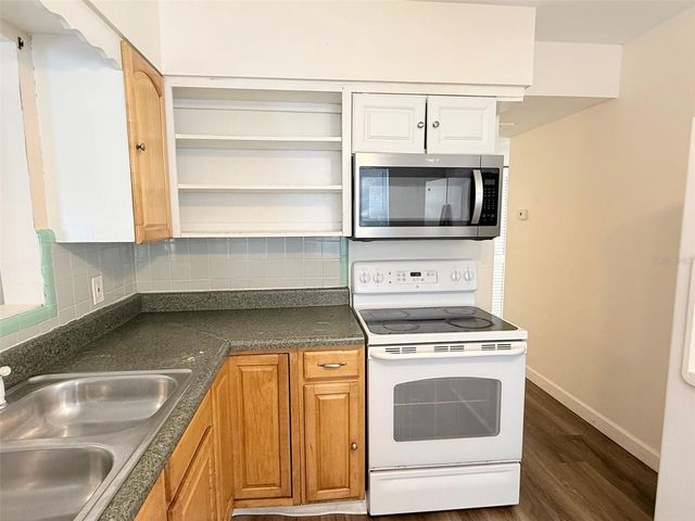 1543 43RD STREET S, St Petersburg, FL 33711