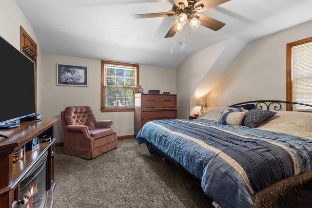 3354 S 47th STREET, Greenfield, WI 53219