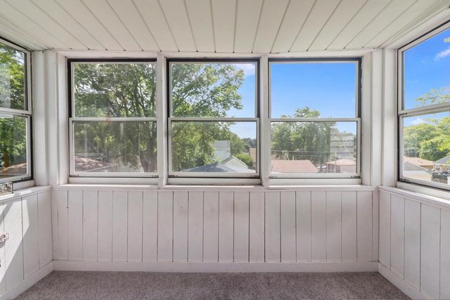 3354 S 47th STREET, Greenfield, WI 53219
