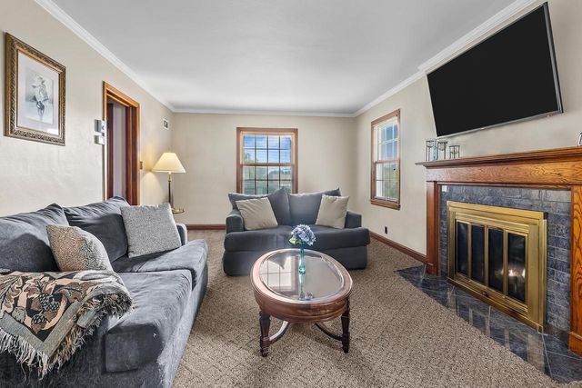 3354 S 47th STREET, Greenfield, WI 53219