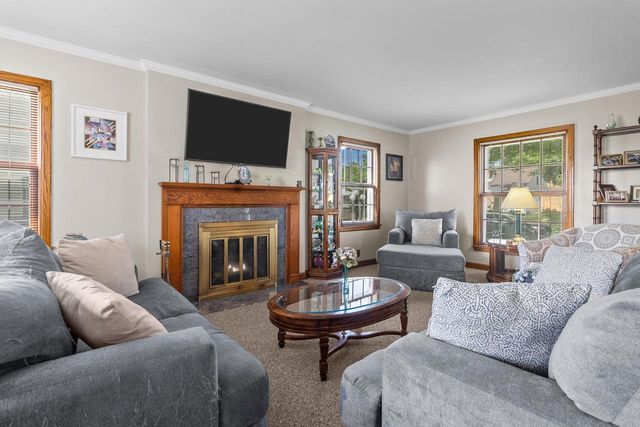 3354 S 47th STREET, Greenfield, WI 53219