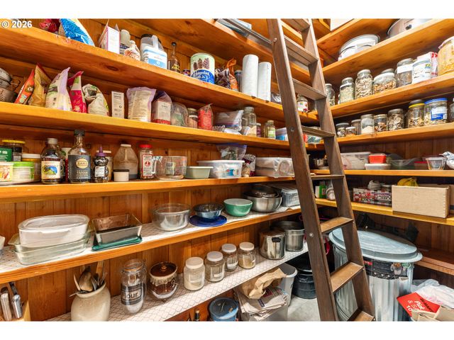 51720 Nw HAYWARD Rd, Manning, OR 97125