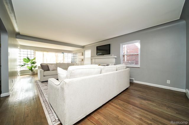 3164 OAKMAN Boulevard, Detroit, MI 48238