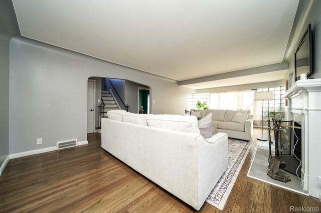 3164 OAKMAN Boulevard, Detroit, MI 48238