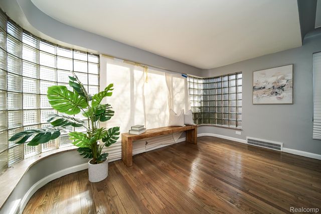 3164 OAKMAN Boulevard, Detroit, MI 48238