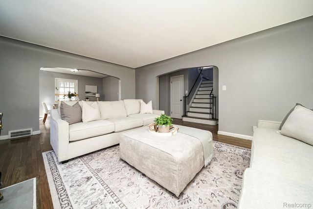 3164 OAKMAN Boulevard, Detroit, MI 48238