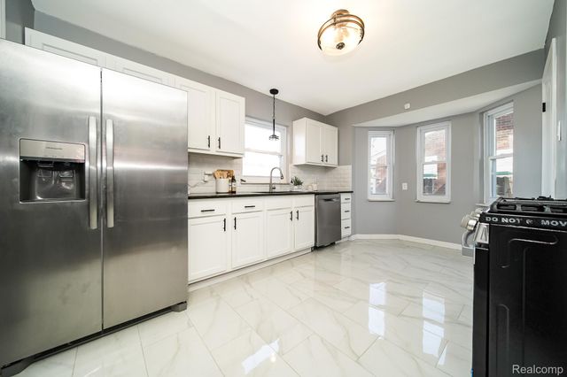 3164 OAKMAN Boulevard, Detroit, MI 48238