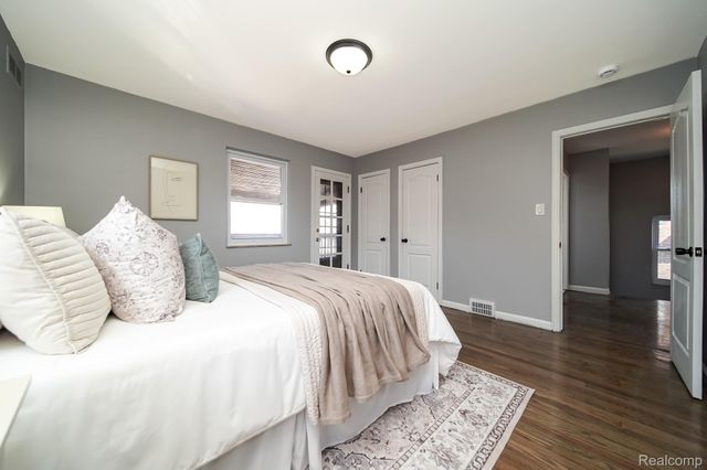 3164 OAKMAN Boulevard, Detroit, MI 48238