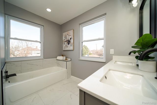 3164 OAKMAN Boulevard, Detroit, MI 48238