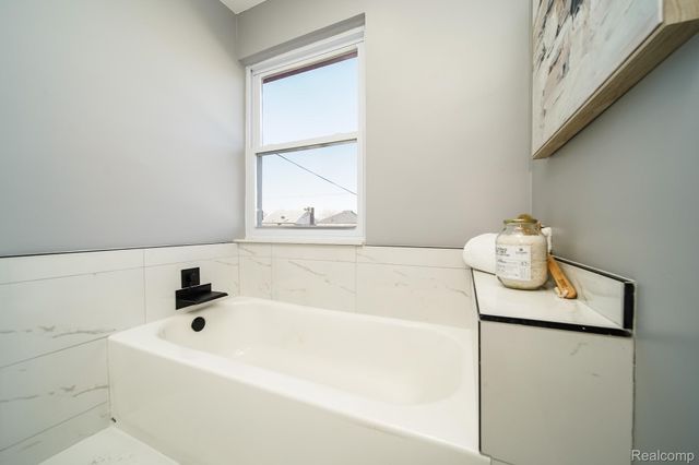 3164 OAKMAN Boulevard, Detroit, MI 48238