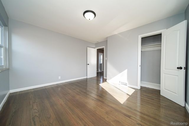 3164 OAKMAN Boulevard, Detroit, MI 48238