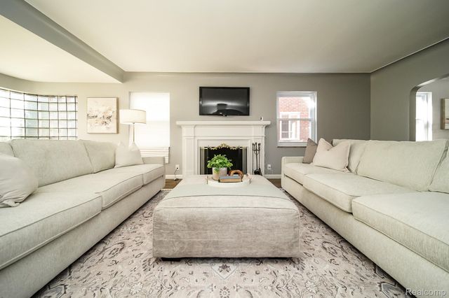 3164 OAKMAN Boulevard, Detroit, MI 48238