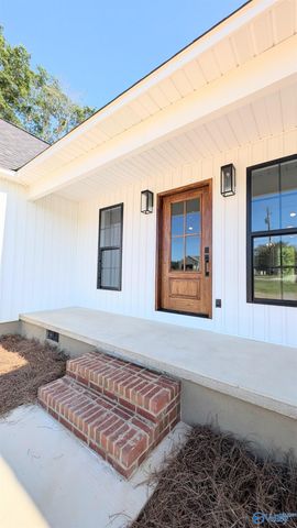 6383 Rocky Ford Road, Hokes Bluff, AL 35903