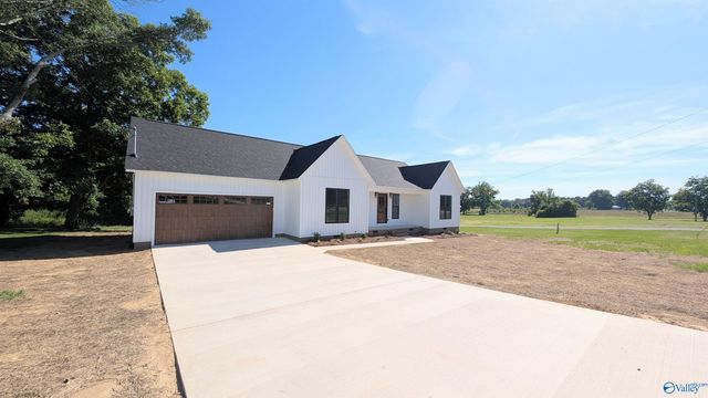 6383 Rocky Ford Road, Hokes Bluff, AL 35903