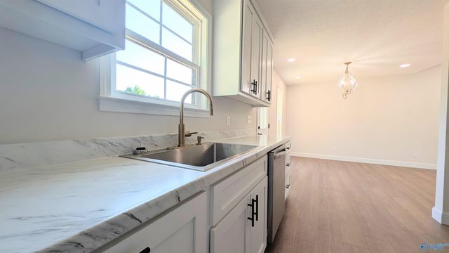 6383 Rocky Ford Road, Hokes Bluff, AL 35903