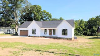 6383 Rocky Ford Road, Hokes Bluff, AL 35903
