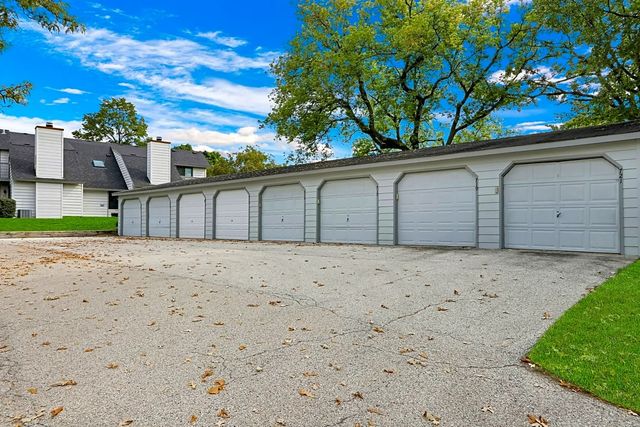 719 Wakefield Road, Gurnee, IL 60031