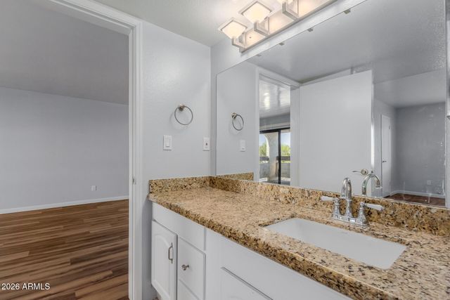 10444 N 69TH Street 206, Paradise Valley, AZ 85253