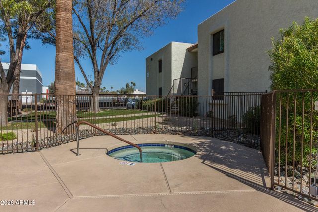 10444 N 69TH Street 206, Paradise Valley, AZ 85253