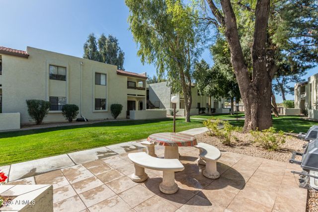 10444 N 69TH Street 206, Paradise Valley, AZ 85253