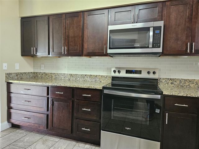 1952 ENGLISH DRIVE, Deltona, FL 32738