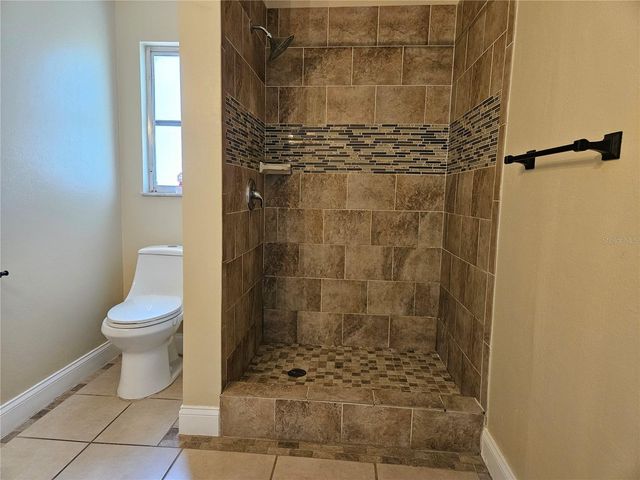 1952 ENGLISH DRIVE, Deltona, FL 32738