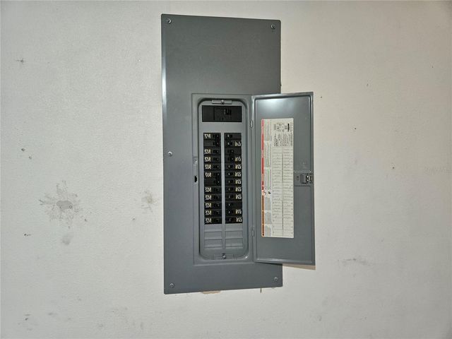 1952 ENGLISH DRIVE, Deltona, FL 32738