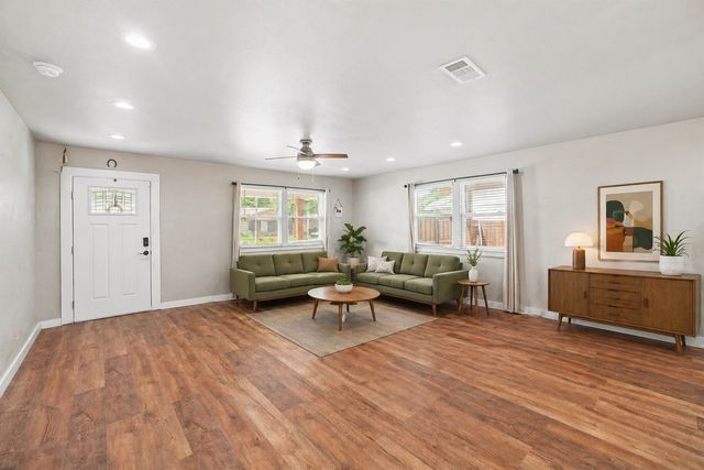 10011 Mill Valley Lane, Dallas, TX 75217
