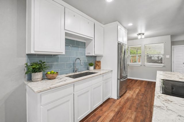 10011 Mill Valley Lane, Dallas, TX 75217