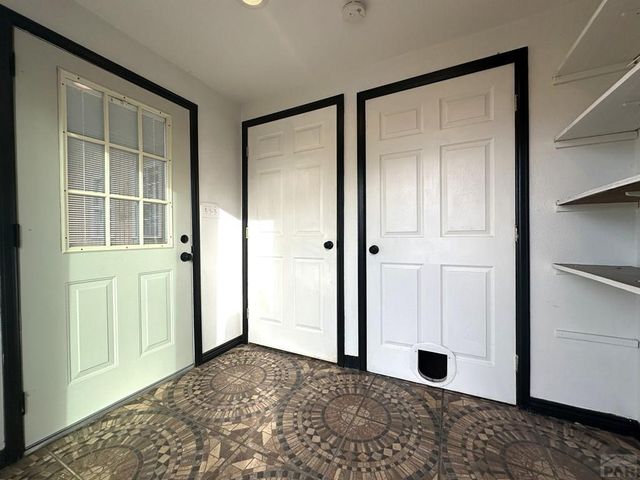 2831 Overton Rd, Pueblo, CO 81008