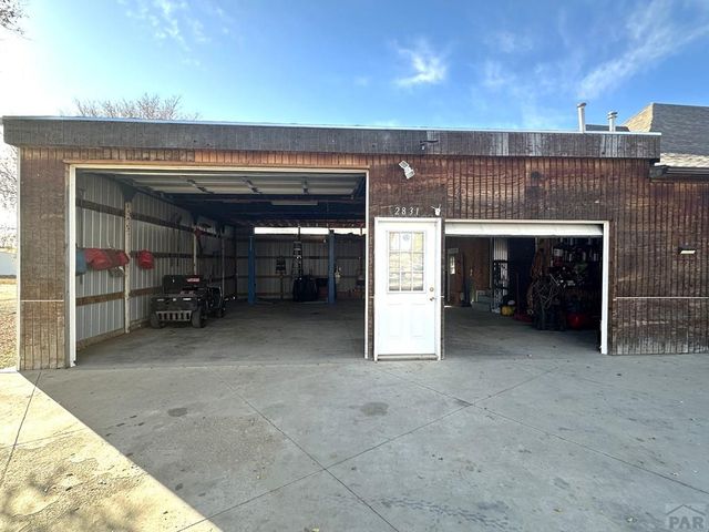 2831 Overton Rd, Pueblo, CO 81008