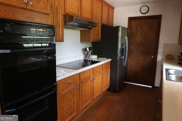 1352 Fairview Road, Stockbridge, GA 30281